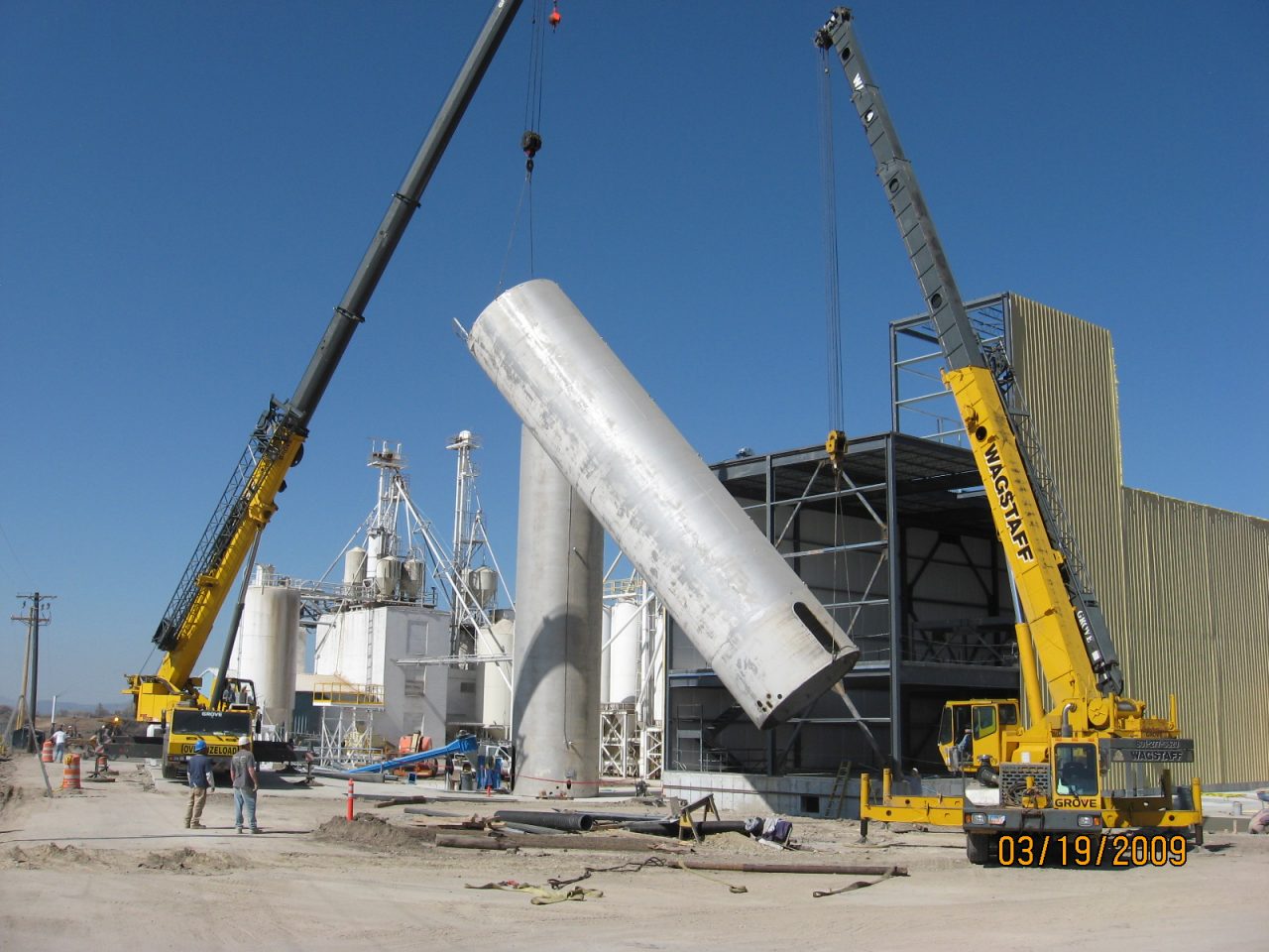 Hammer Mills vs. Roller Mills What's Better for Your Business Halverson